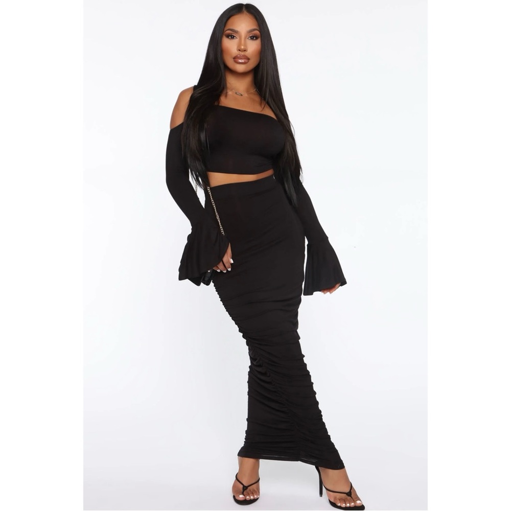 Two piece set